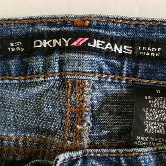 DKNY Jeans Times Square Flare Sz 11 - Picture 4 of 10